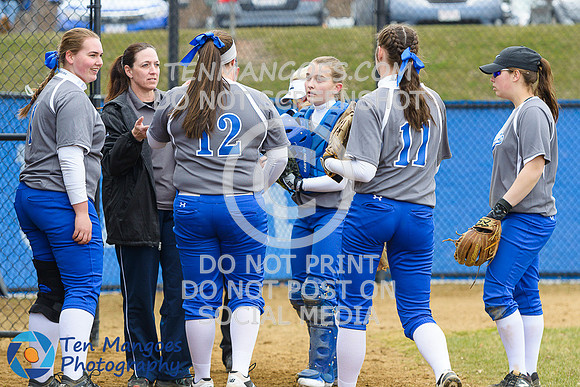Auburn vs Northbridge Varsity Softball 2018-0034