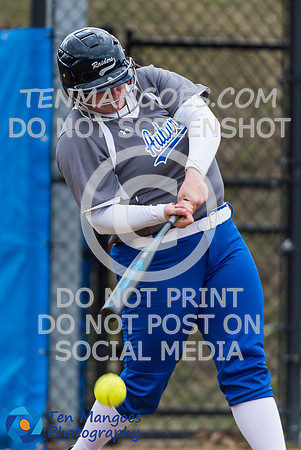 Auburn vs Northbridge Varsity Softball 2018-0039