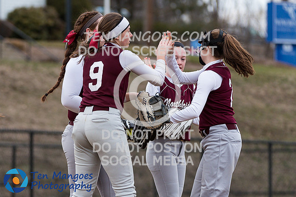 Auburn vs Northbridge Varsity Softball 2018-0044