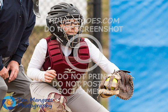 Auburn vs Northbridge Varsity Softball 2018-0069