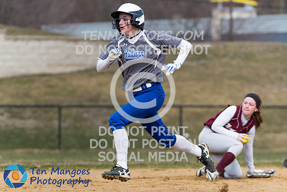 Auburn vs Northbridge Varsity Softball 2018-0110