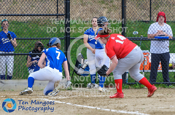 Auburn vs Southbridge Varsity Softball 2018-0032