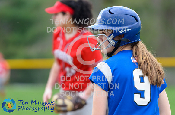 Auburn vs Southbridge Varsity Softball 2018-0079