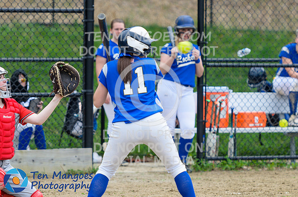 Auburn vs Southbridge Varsity Softball 2018-0083