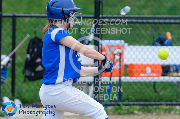 Auburn vs Southbridge Varsity Softball 2018-0135