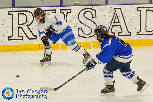 Auburn vs Leominster Girls Varsity Hockey 2018-0042