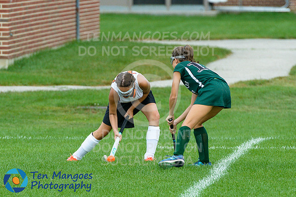 Oxford vs Grafton JV Field Hockey 2018-0096