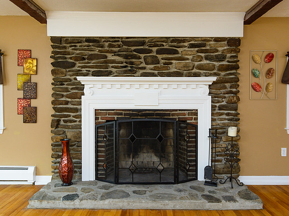 158 Main Street 2019-0012